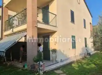 Appartamento in vendita a Lesmo