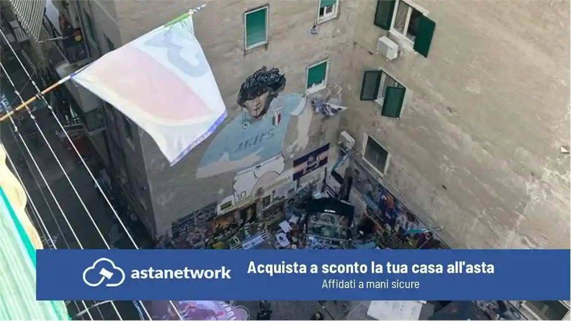 Appartamento in vendita a Napoli