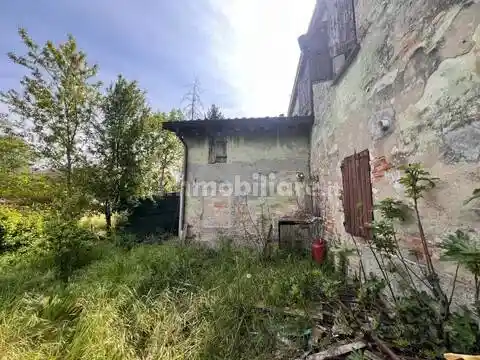 Villa in vendita a Correggio