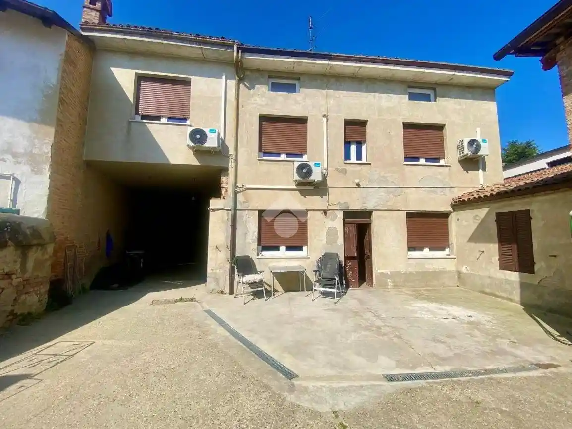 Casa indipendente in vendita a Molino dei Torti
