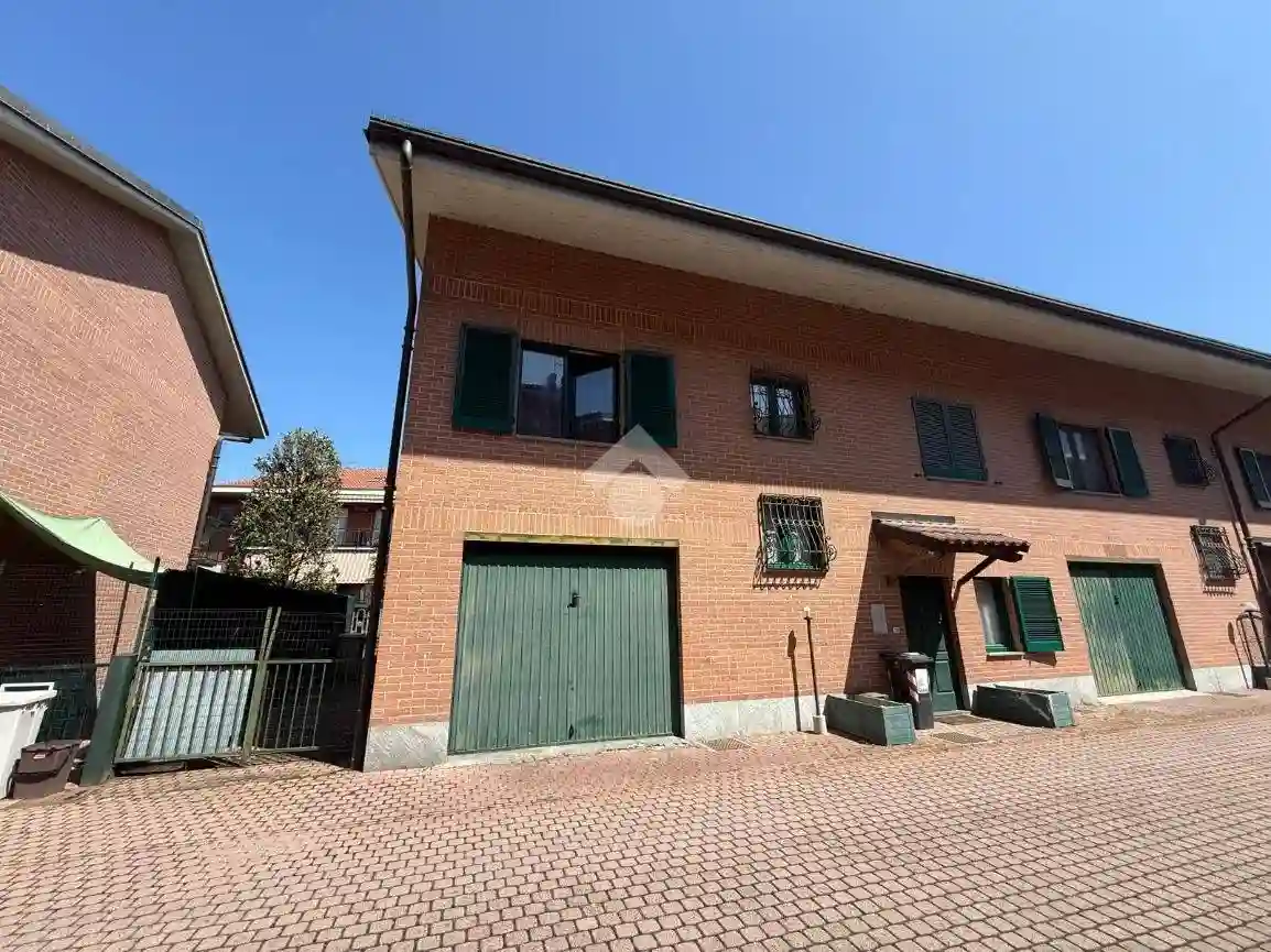 Villetta a schiera - foto 2