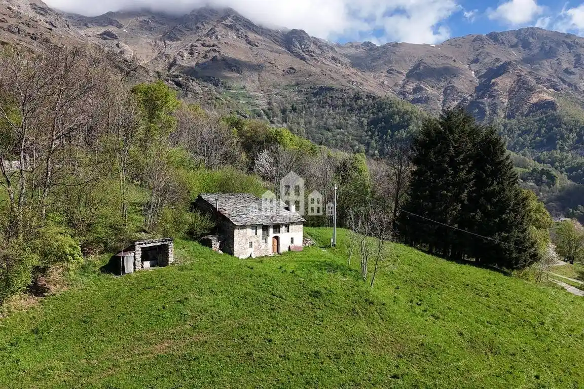 Rustico - Casale in vendita a Traversella