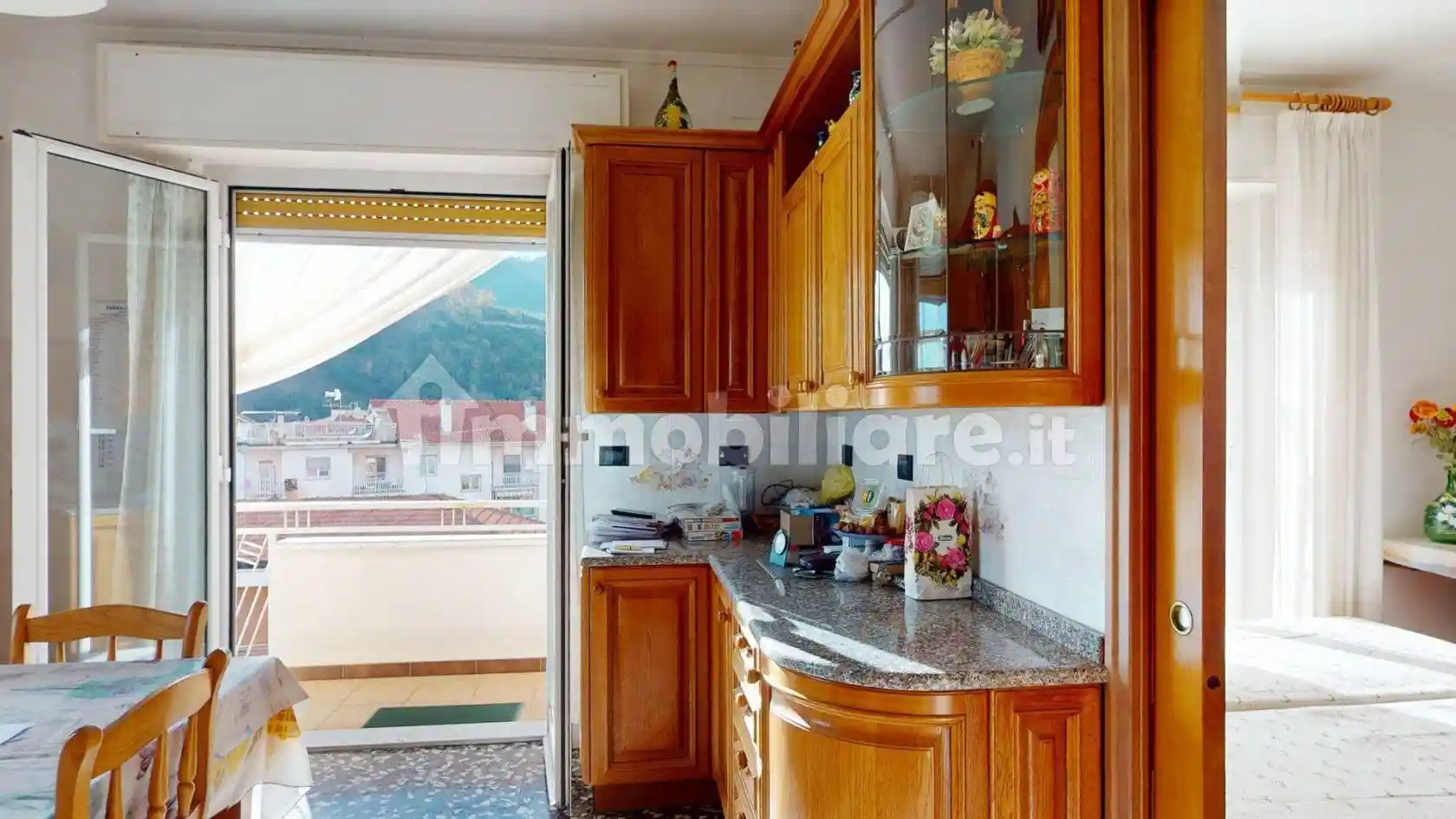 Appartamento in vendita a Vado Ligure