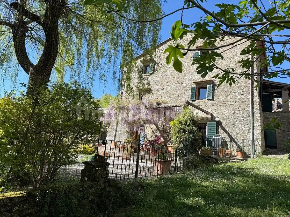 Rustico - Casale in vendita a Cortona