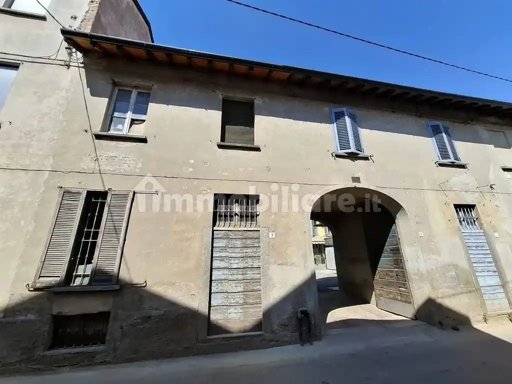 Rustico - Casale in vendita a Meda