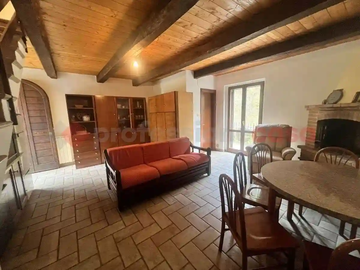 Casa indipendente - foto 2