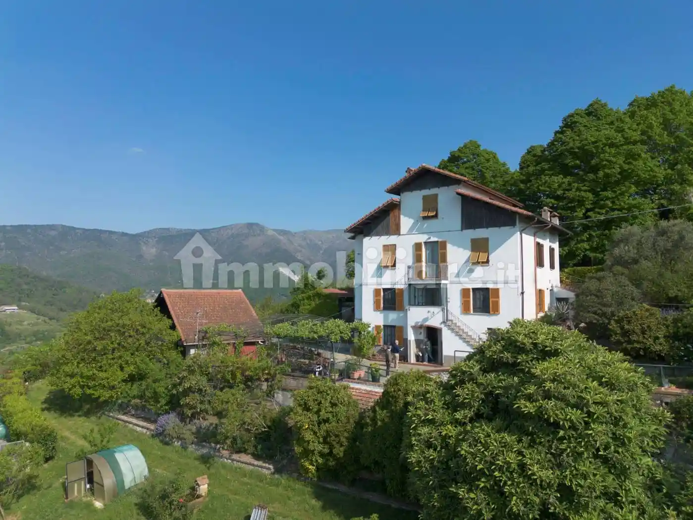 Villa in vendita a Campomorone