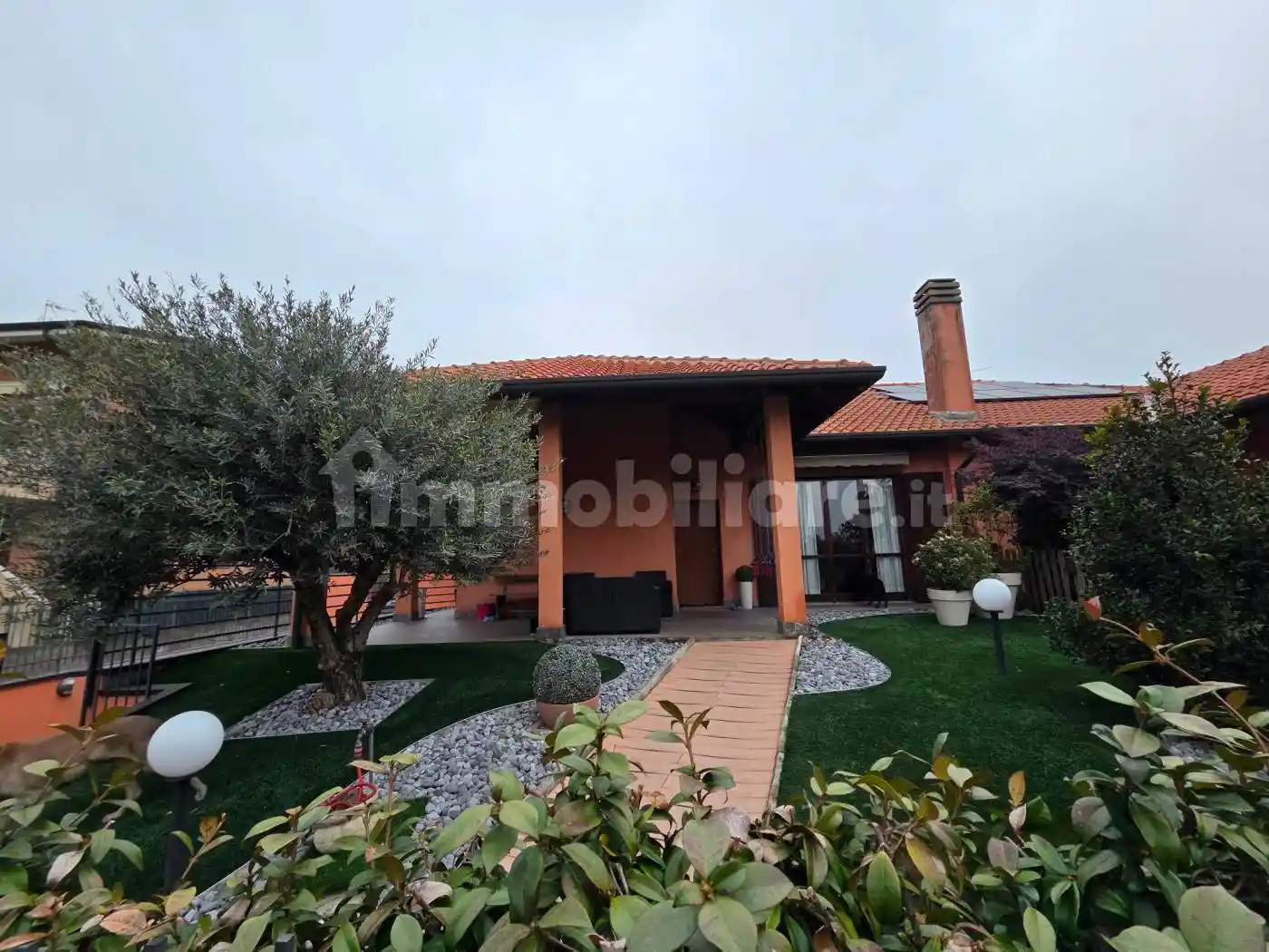 Villa in vendita a Uboldo