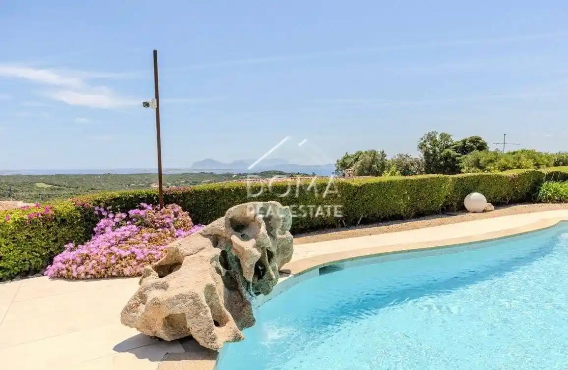Villa in vendita a Arzachena