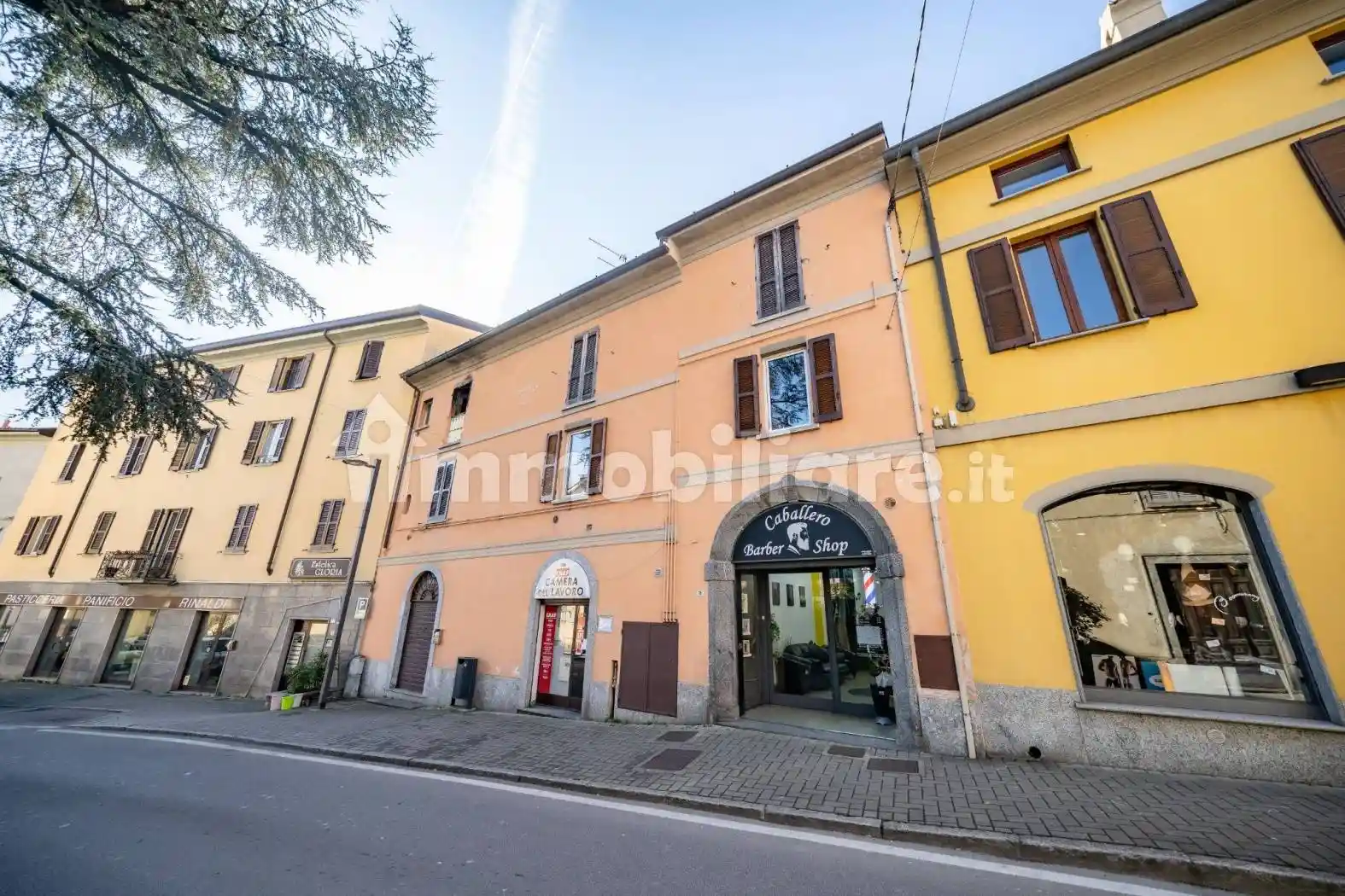 Appartamento in vendita a Valmadrera