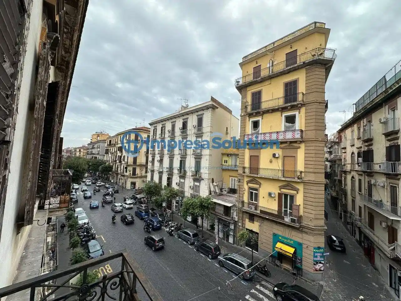 Appartamento in affitto a Napoli