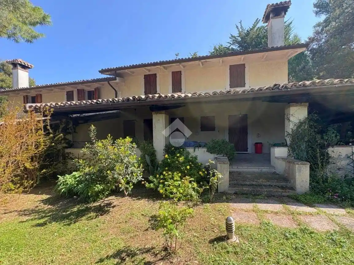 Villa in vendita a Ancona