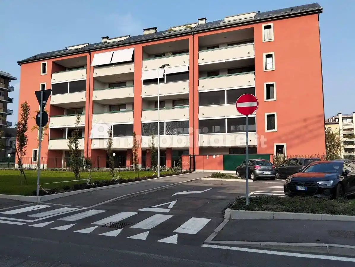 Appartamento in vendita a Monza