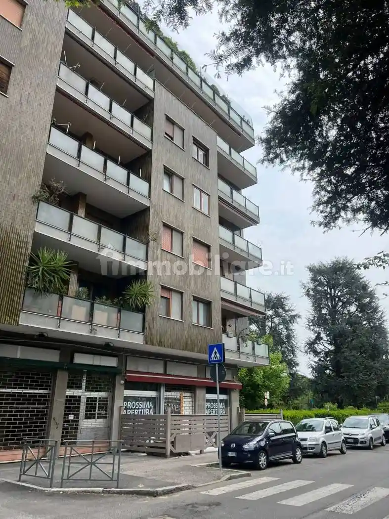 Appartamento in vendita a Monza