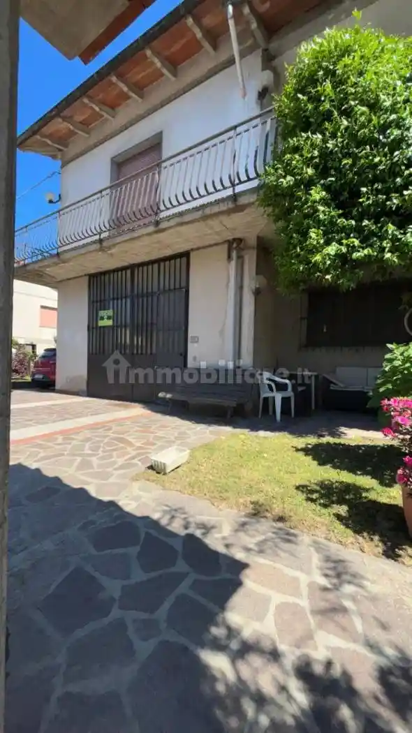 Villa in vendita a Quarrata