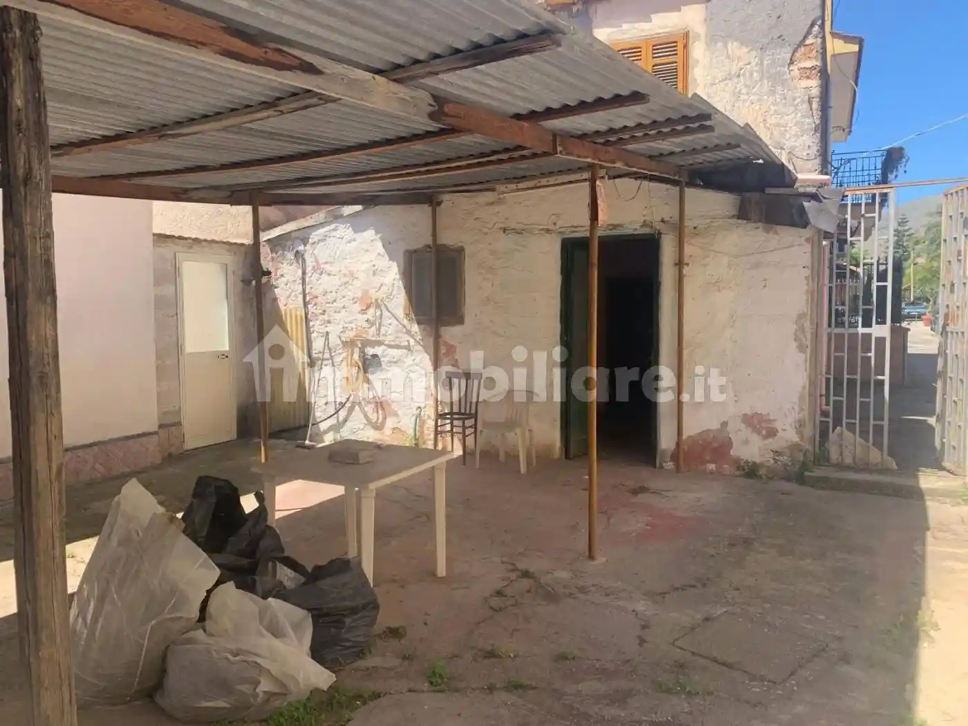 Appartamento in vendita a Palermo