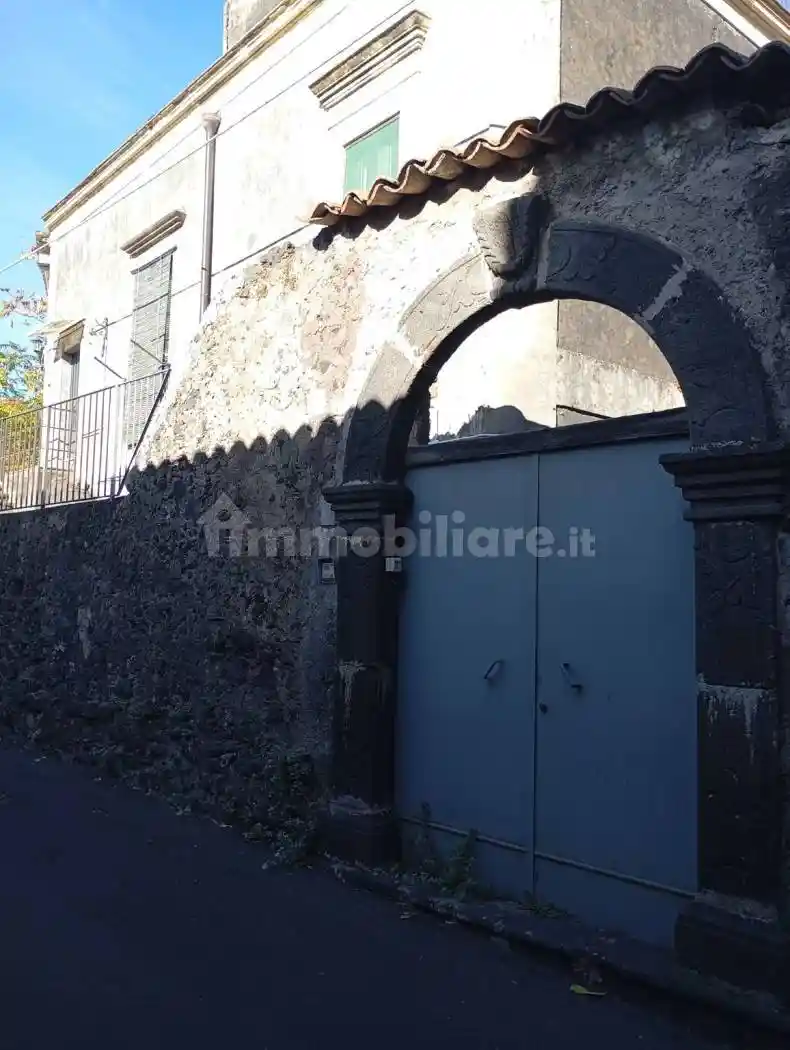 Appartamento in vendita a Nicolosi