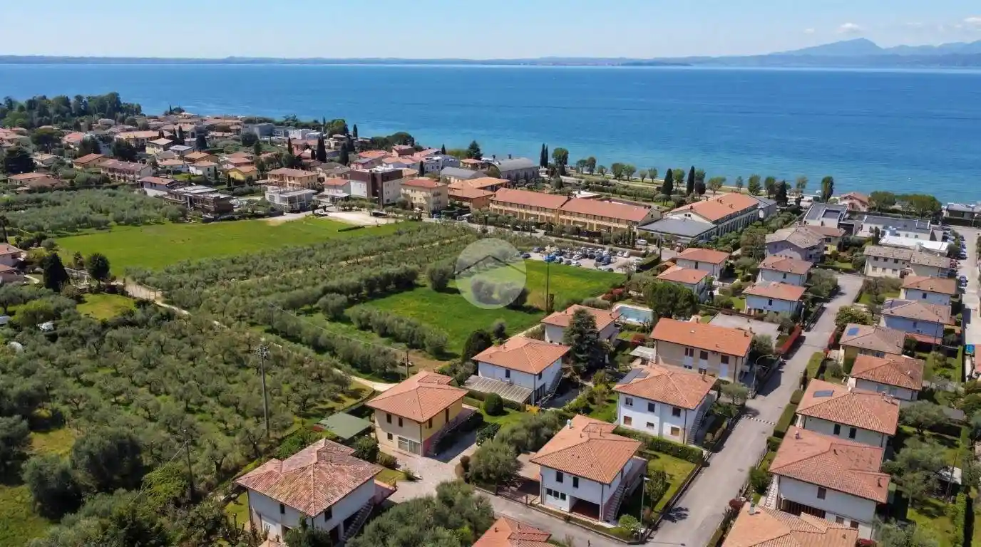 Villa in vendita a Bardolino