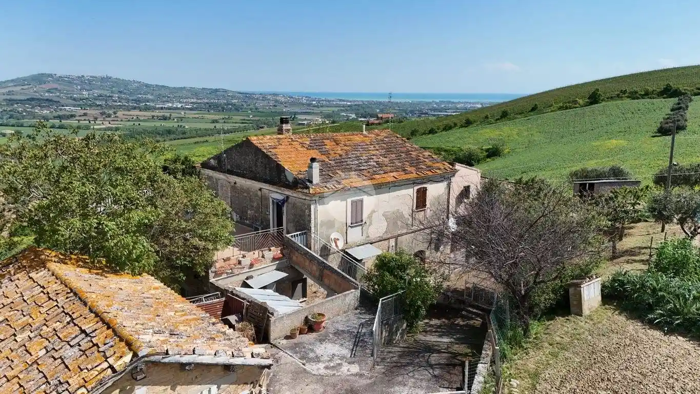 Casa indipendente in vendita a Atri