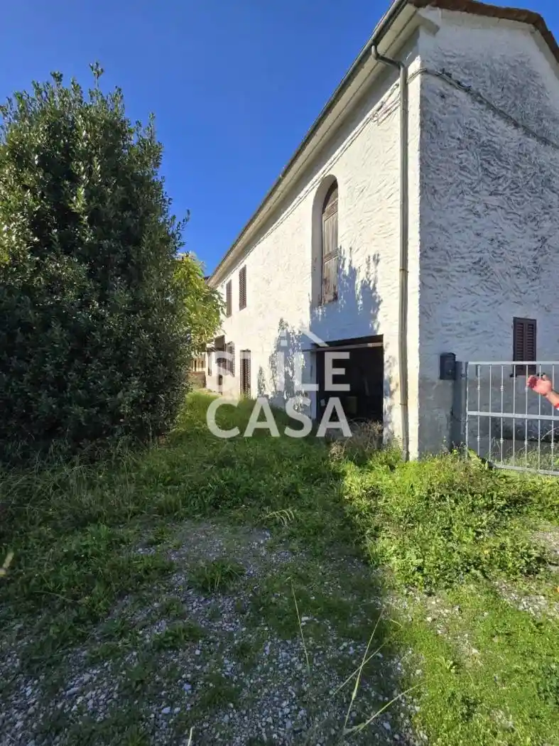 Casa indipendente in vendita a Chiesina Uzzanese