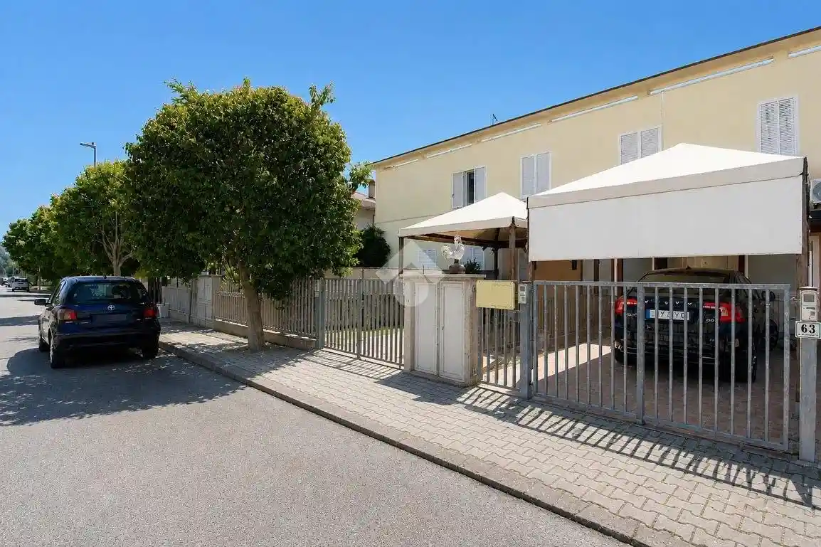 Casa indipendente in vendita a Mosciano Sant'Angelo