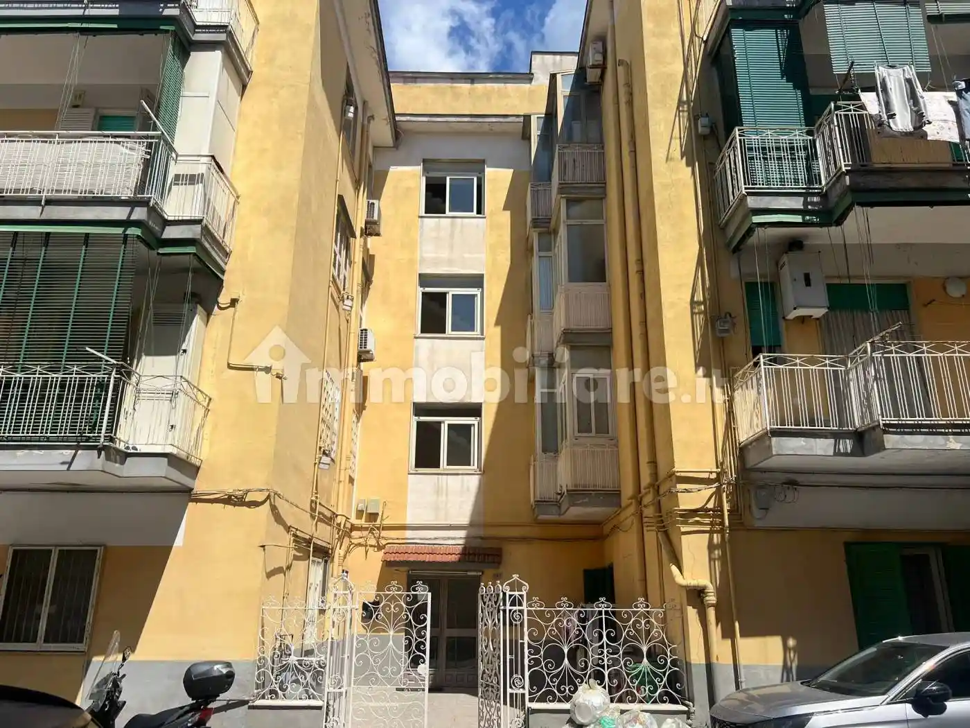 Appartamento in vendita a Napoli