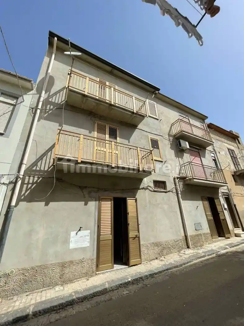 Casa indipendente in vendita a Campobello di Licata