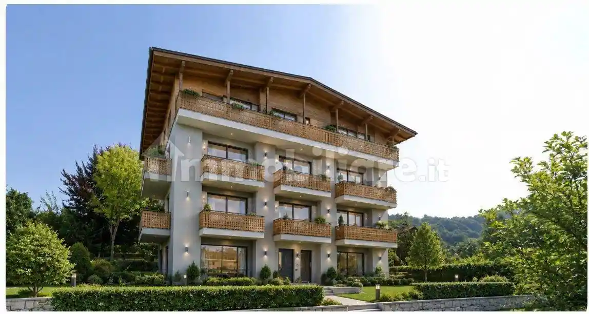 Palazzo - Edificio in vendita a Ledro