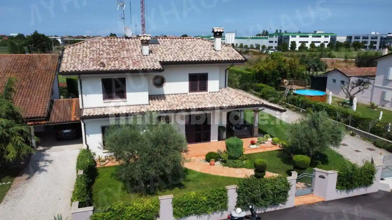 Casa indipendente in vendita a Gatteo