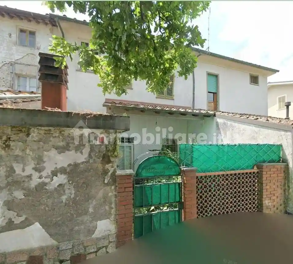 Villetta a schiera in vendita a Lucca