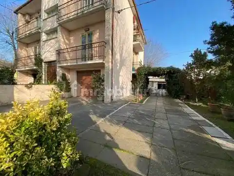Villa in vendita a Comacchio