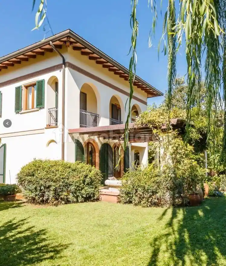 Villa in vendita a Forte dei Marmi
