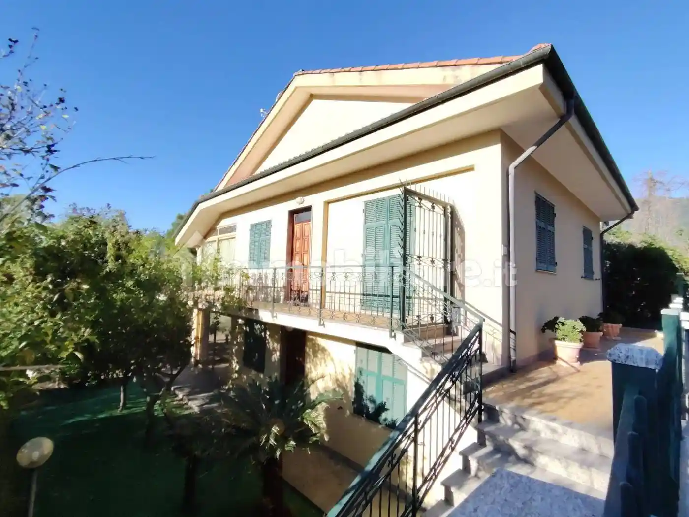 Villa in vendita a Loano