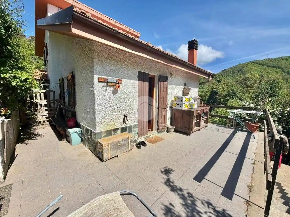 Casa indipendente in vendita a Cairo Montenotte