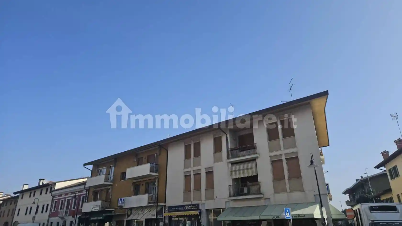 Appartamento in vendita a Roveredo in Piano