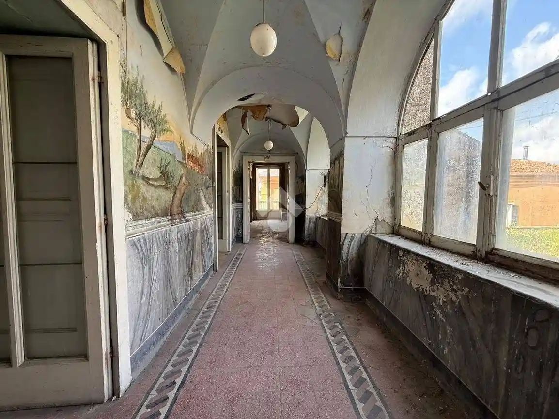 Palazzo - Edificio in vendita a Frasso Telesino