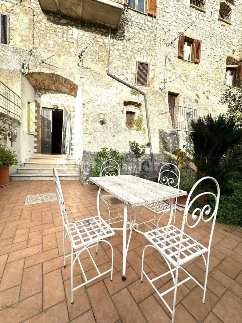 Appartamento in vendita a Montefranco