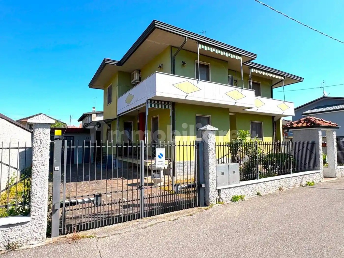 Villa in vendita a Calcio