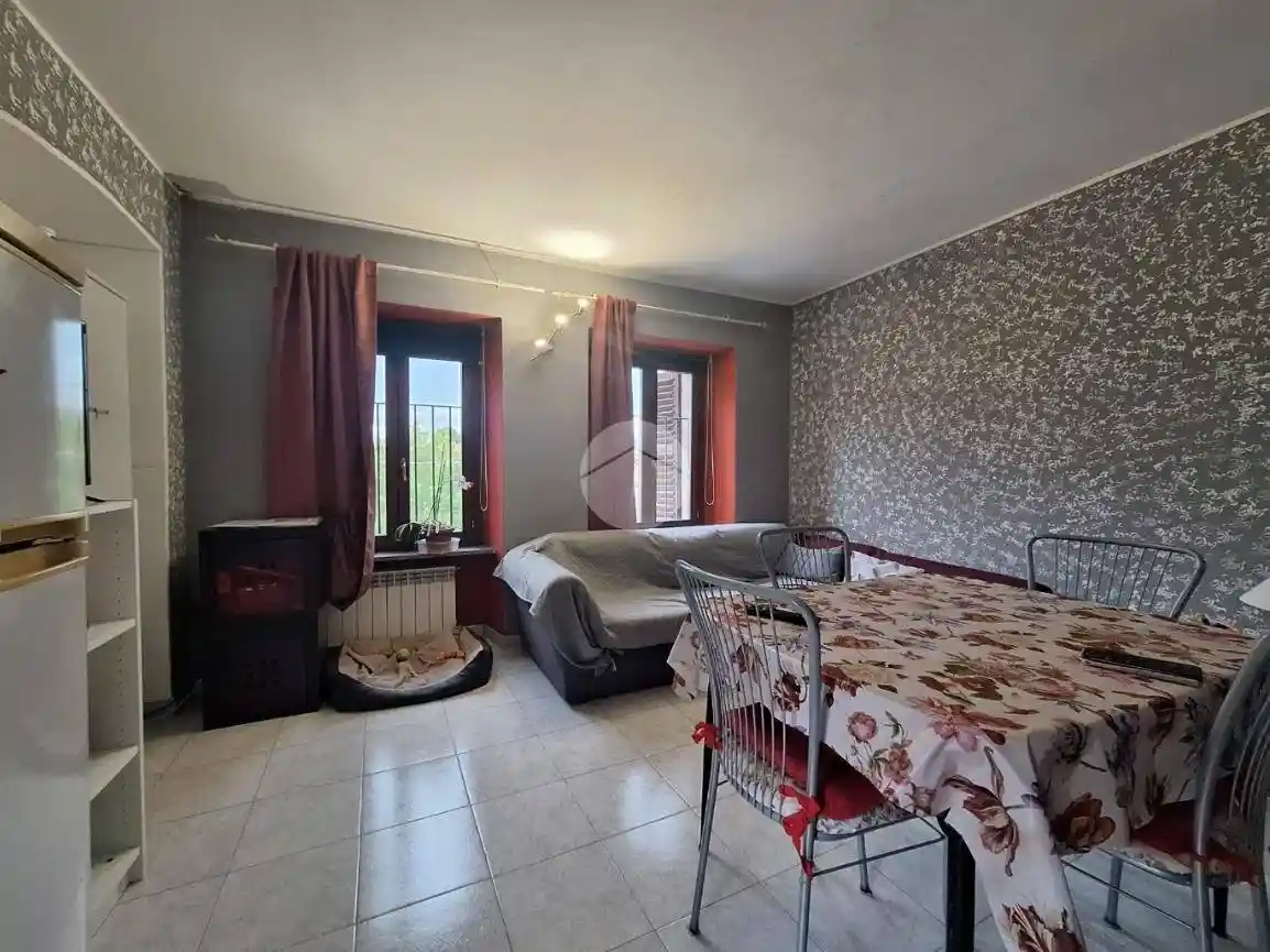 Appartamento in affitto a Caravino