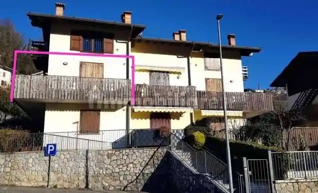 Appartamento in vendita a Costa Serina