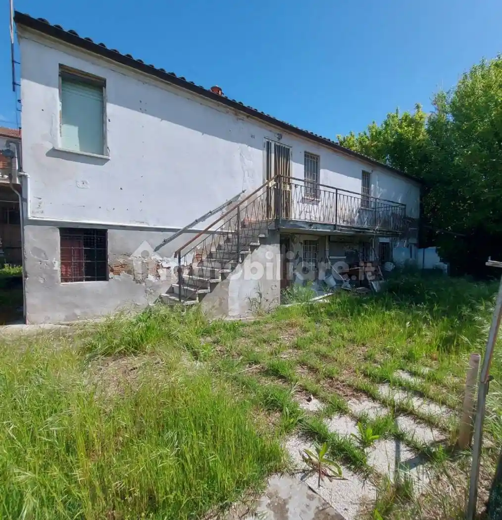 Casa indipendente in vendita a Ferrara