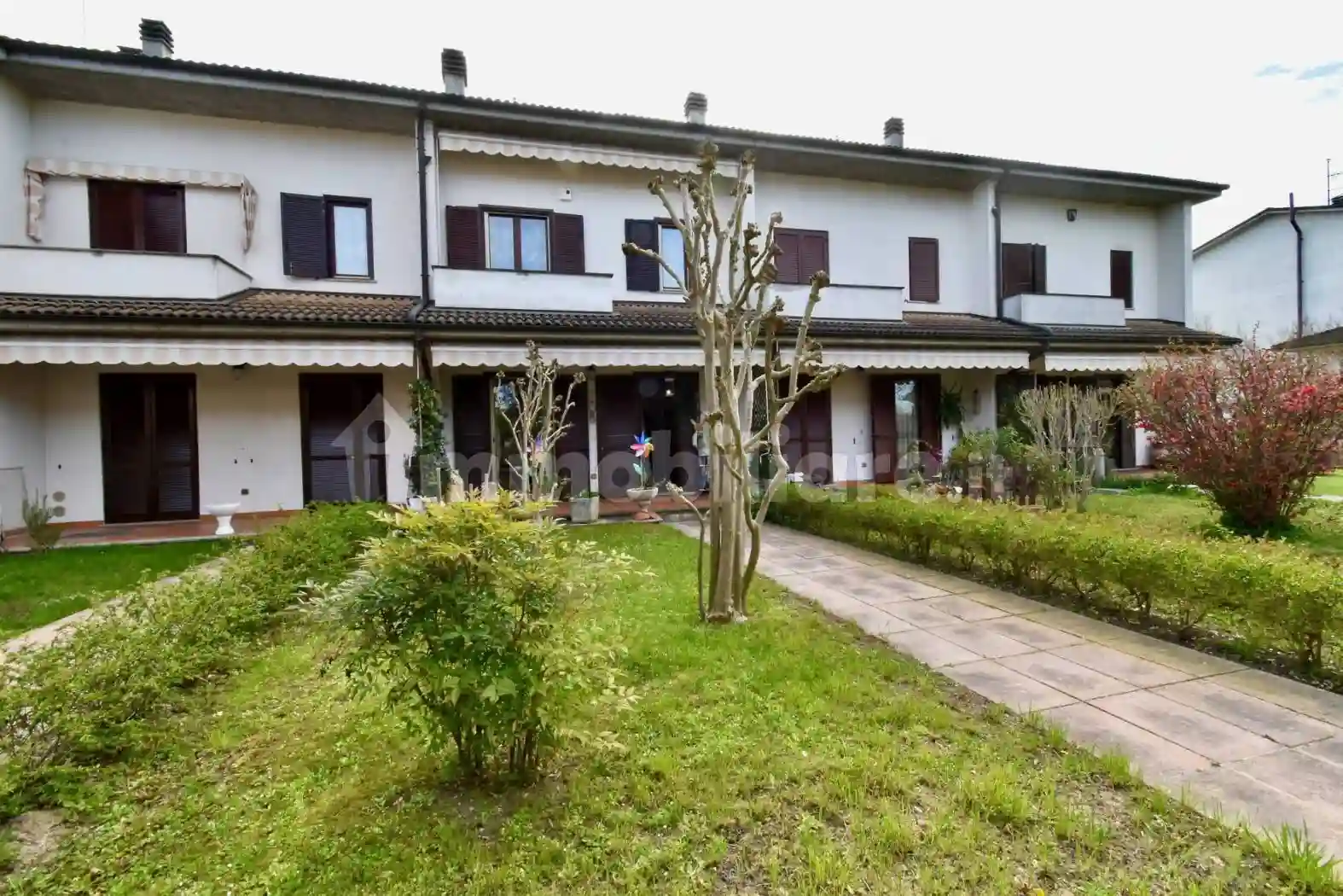 Villetta a schiera - foto 2