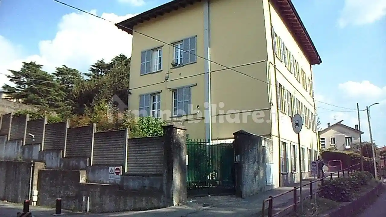 Appartamento in affitto a Luino