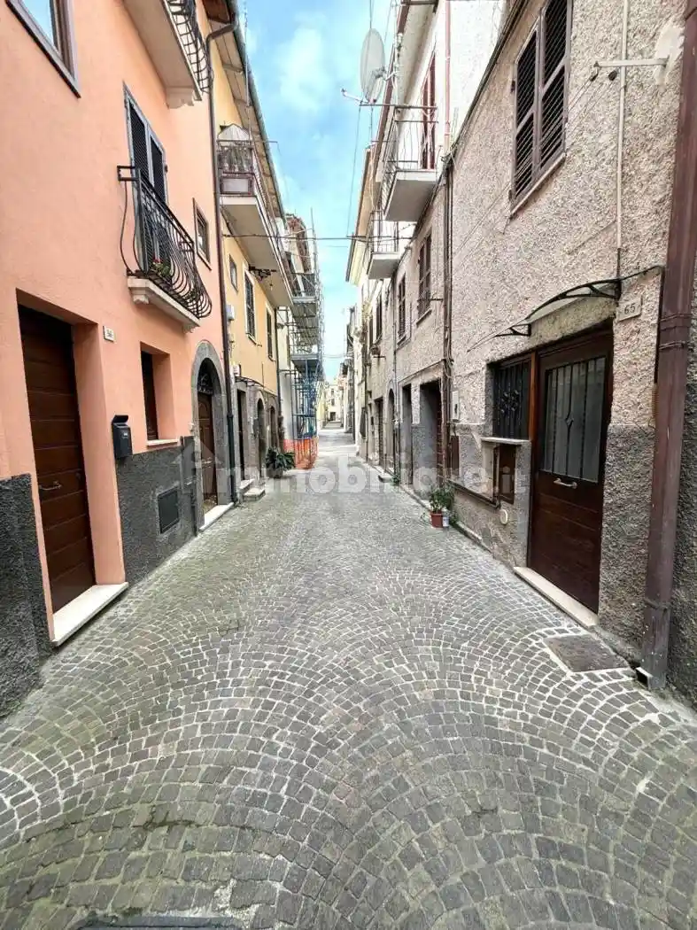 Casa indipendente in vendita a Borgo Velino