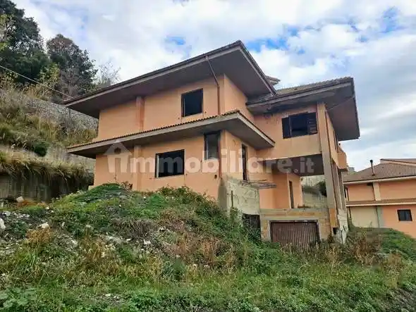 Villa in vendita a Gimigliano