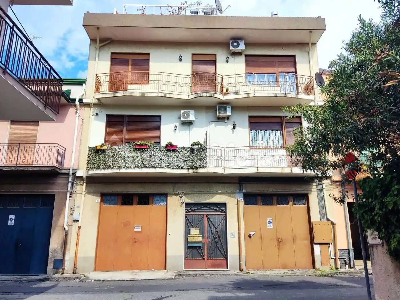 Appartamento in vendita a Aci Sant'Antonio