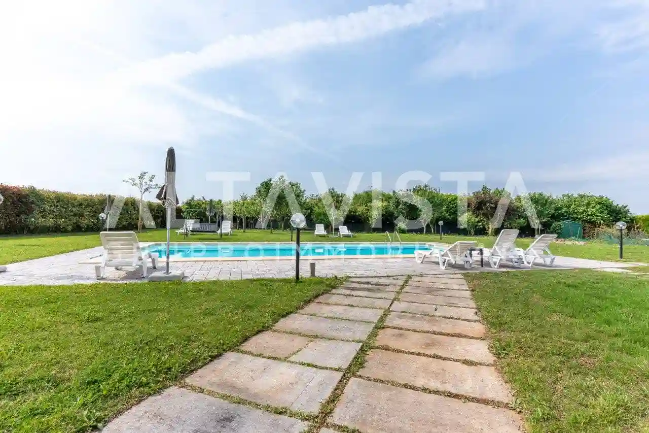 Villa - foto 5