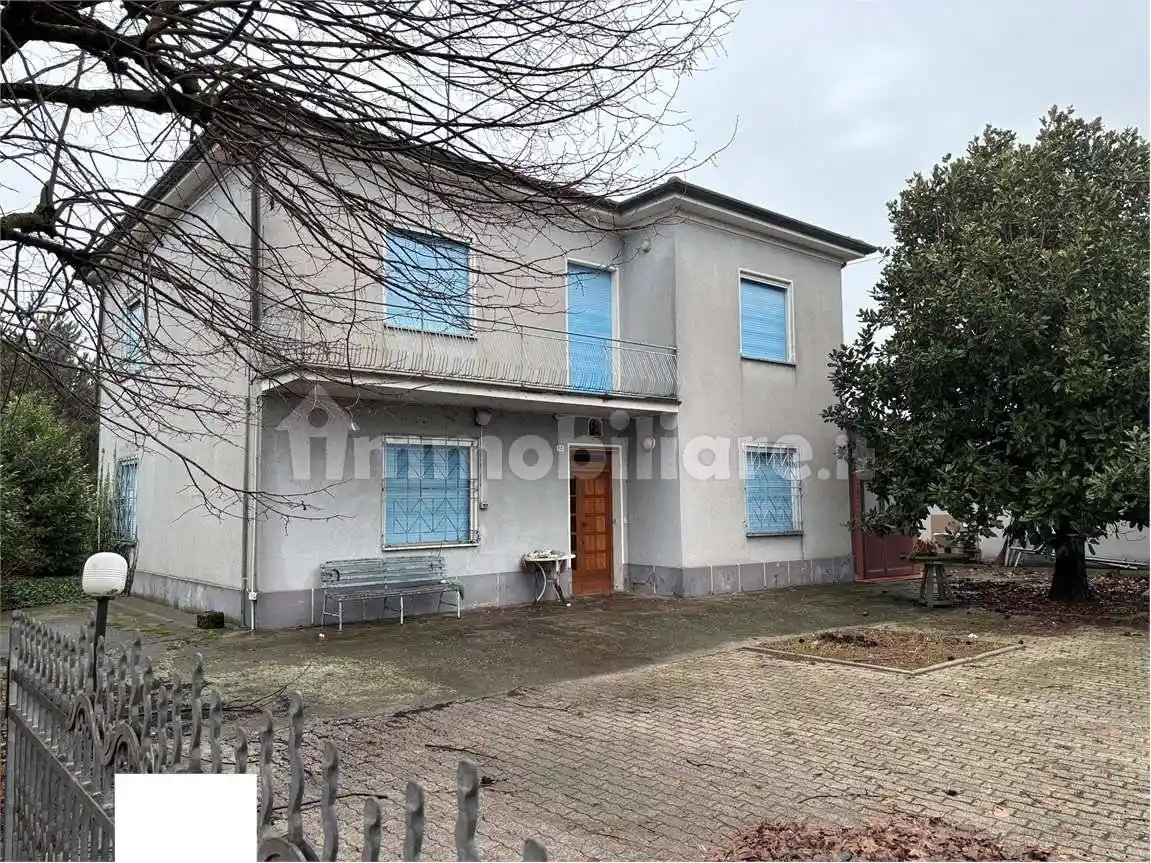 Casa indipendente in vendita a Bagnacavallo