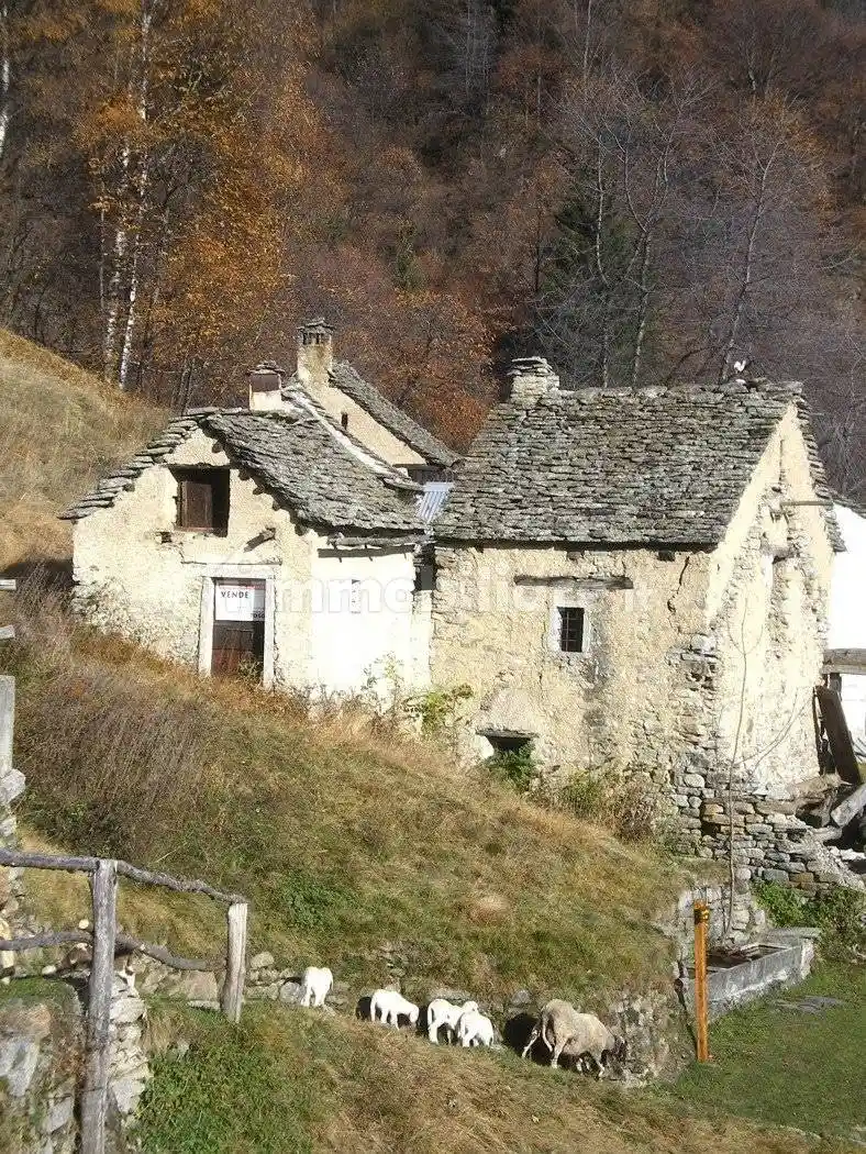 Rustico - Casale in vendita a Varzo