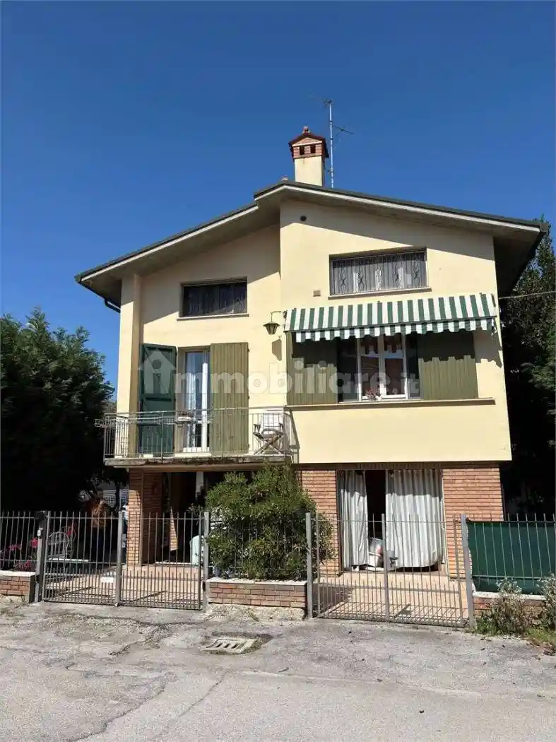 Casa indipendente in vendita a Ravenna